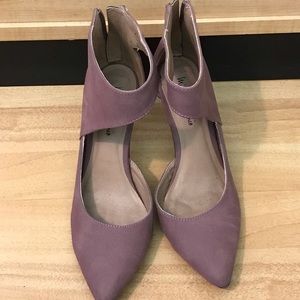 Michael Antonio nude geometric heels